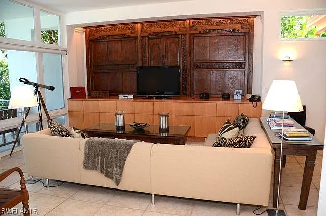 56 Gulf Shore Blvd S — Photo 6