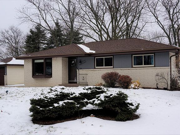 2nd image of W160N9810 Colonial Dr