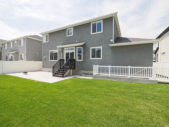 3rd image of 69 S Serrata Ln
