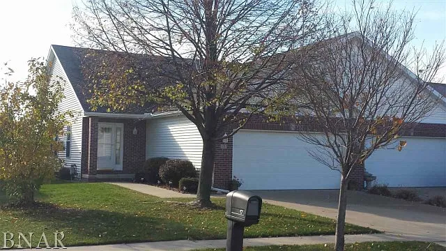 15 Grapevine Dr photo 1