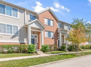 728 Hanbury Dr, Des Plaines, IL 60016