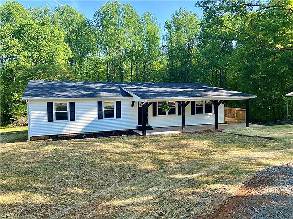 2nd image of 2033 Brandon Hills Rd