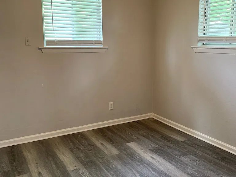Walnut Ridge Apartments — Photo 13