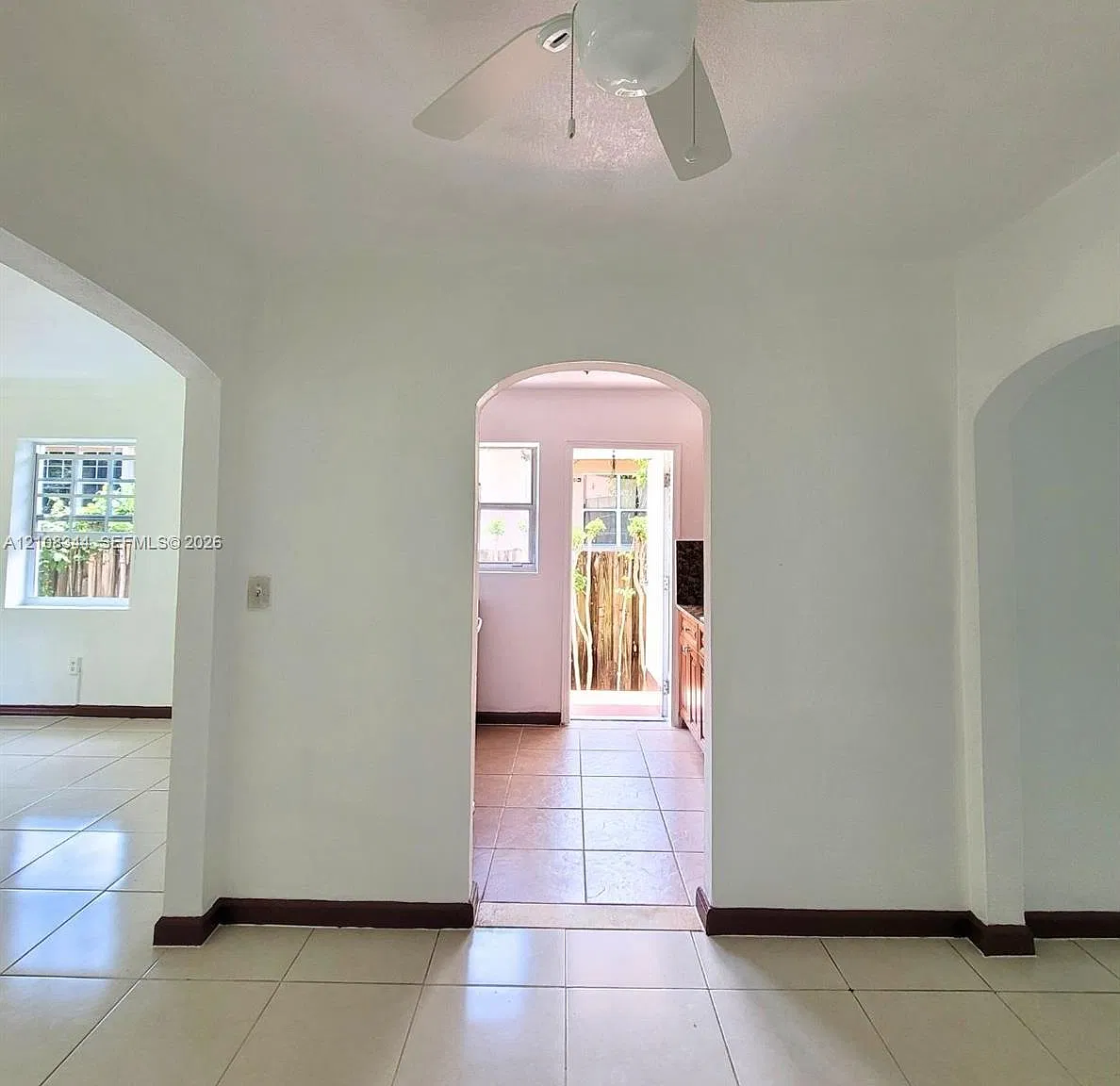Arch Creeks Estates — Photo 3