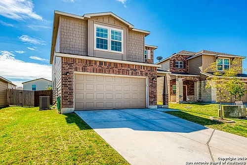 414 Harvest Point Photo 1