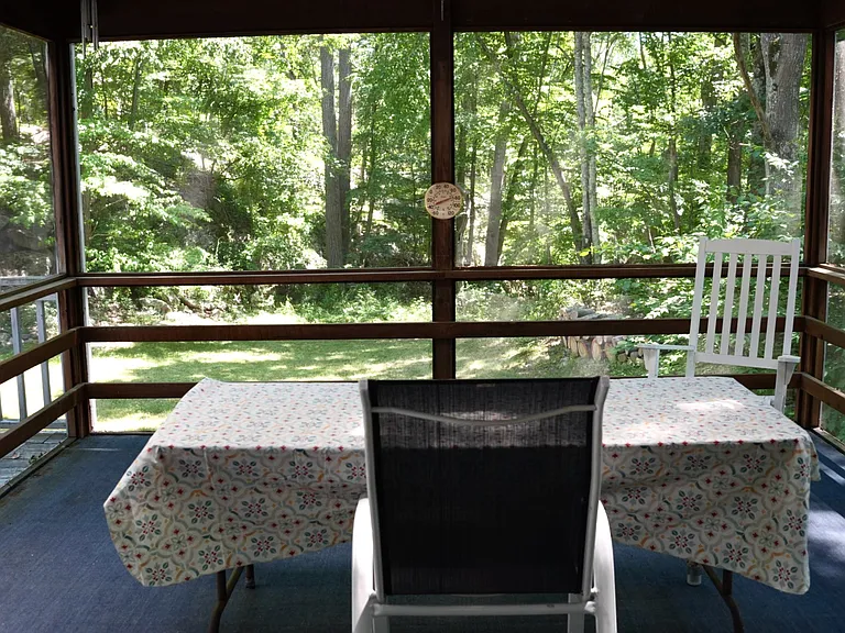 73 Moriarity Dr — Photo 11