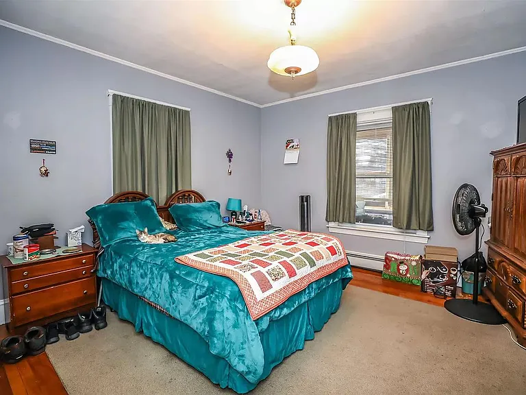 728 Dix St — Photo 9