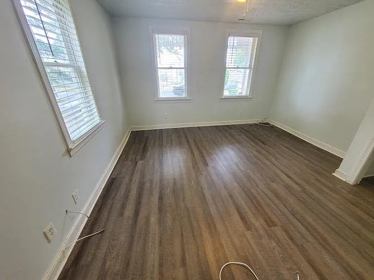 2106 Boston Ave — Photo 5