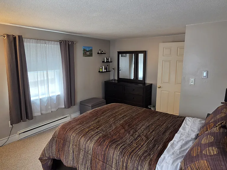 588 Main St #1D — Photo 9