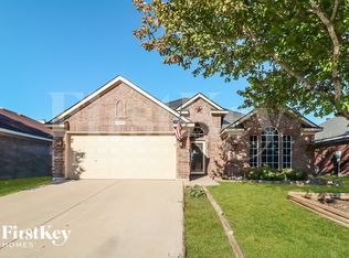 10737 Emerald Park Ln, Haslet, TX 76052