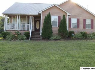 616 Eberhart Rd SE, Fort Payne, AL 35967