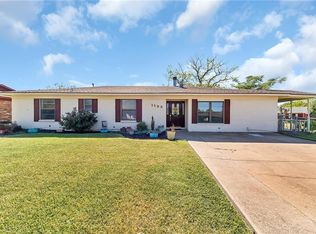 1100 Cozby St E, Benbrook, TX 76126