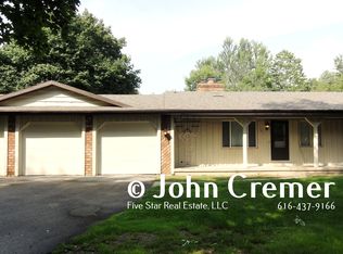 161 Sluyter St SE, Kentwood, MI 49548