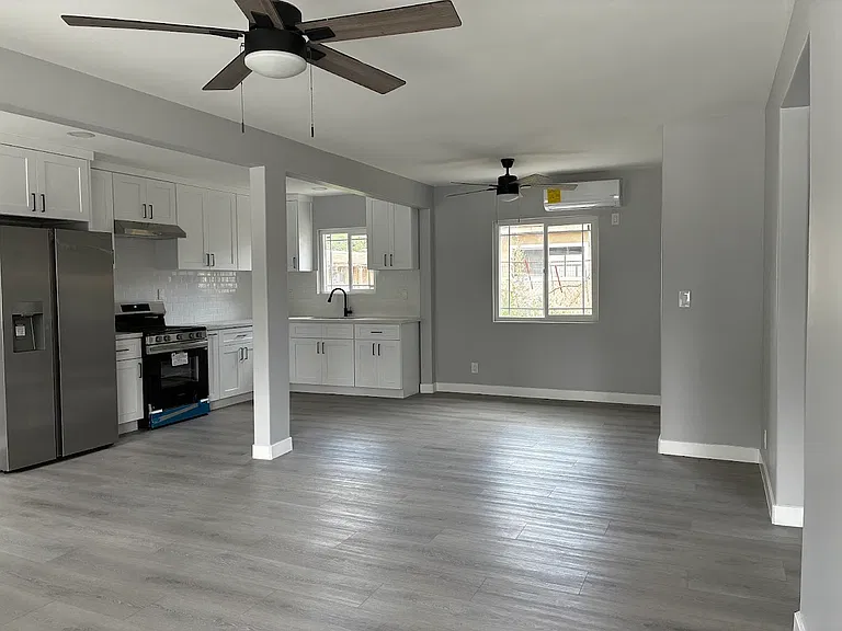 12363 Dahlia Ave #3 — Photo 13
