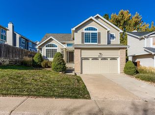 10053 Armadillo Dr, Lone Tree, CO 80124