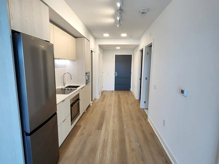 86 Dundas St E #407 — Photo 11