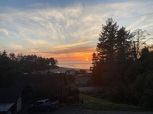 35 Jonis Way, Yachats, OR 97498