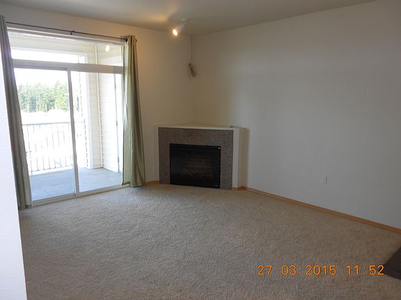 5th image of 10003 186th St E Unit 220