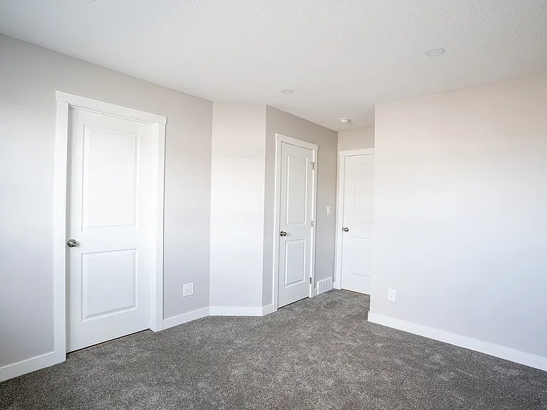 7551 Mapleford Blvd — Photo 40