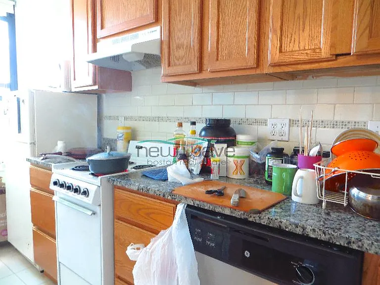 136 Hemenway St #32 — Photo 5