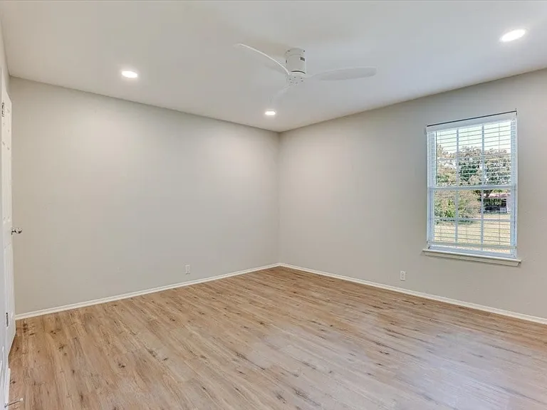 104 Pontiac Dr — Photo 15