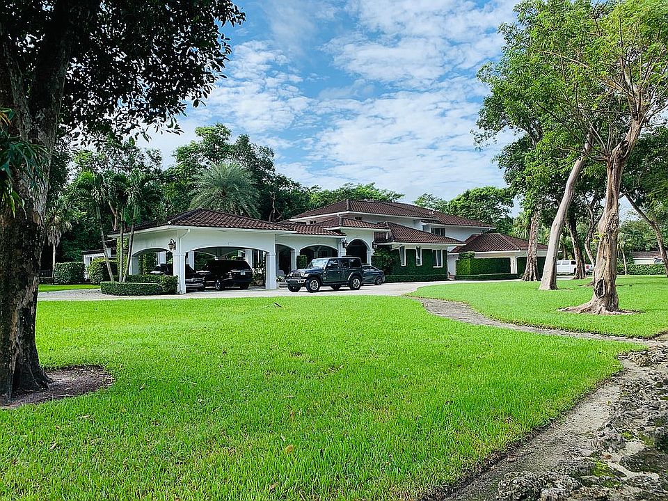 1st image of 5000 Hammock Park Dr