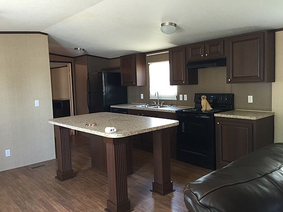 4th image of 14630 N Hollyhock Ave Trlr 12