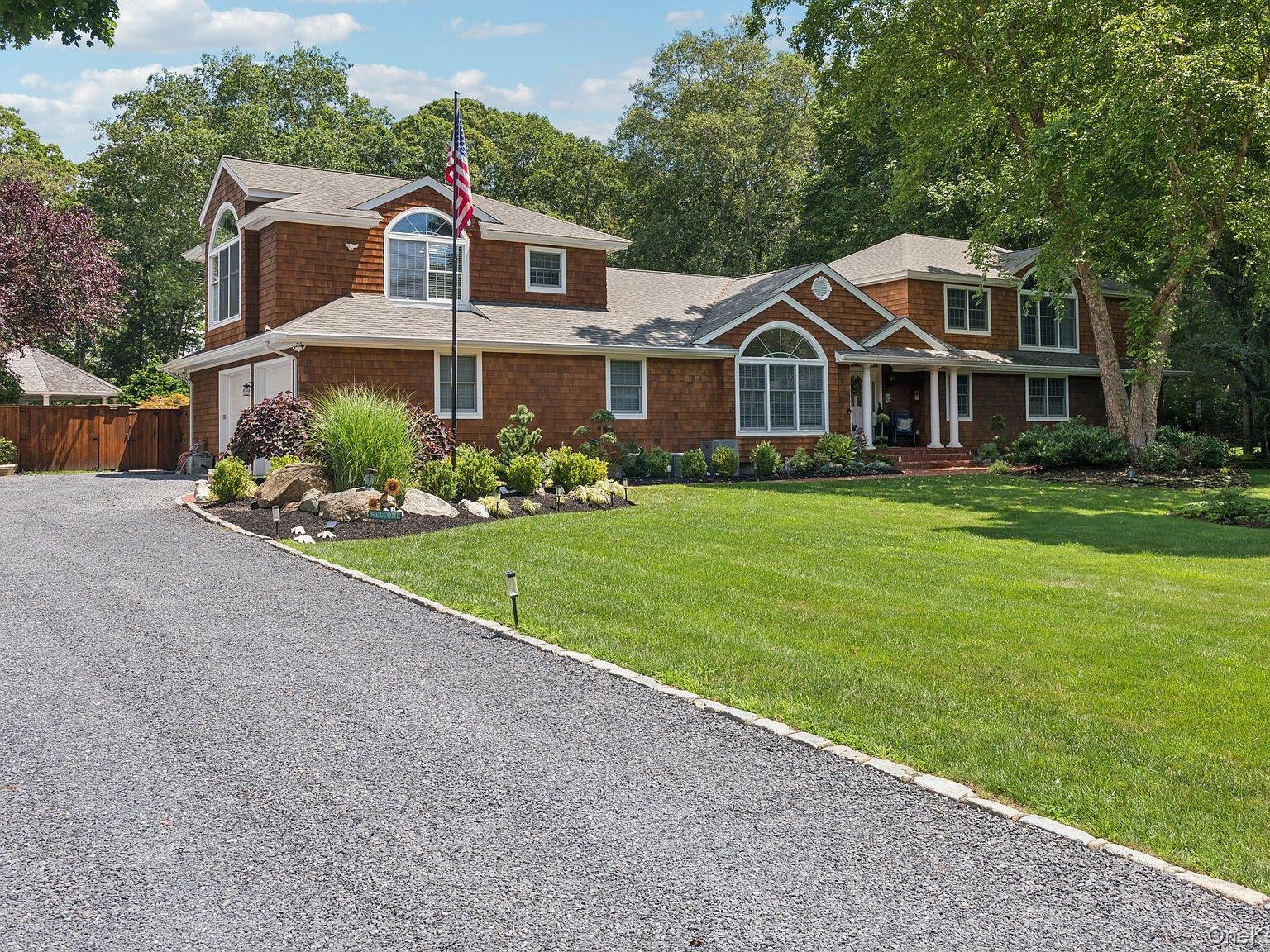21 Inlet View Path, East Moriches, NY 11940 | Zillow