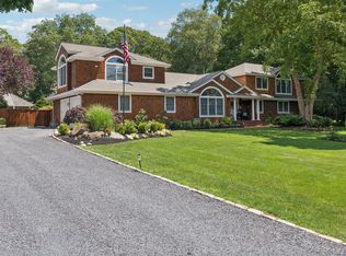 21 Inlet View Path, East Moriches, NY 11940