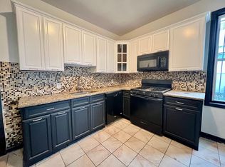 25 Aldine St #1A, Newark, NJ 07112