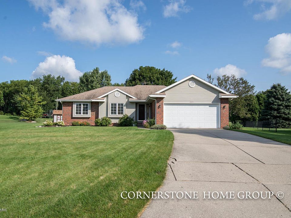 1st image of 2645 Burgen Ct NE