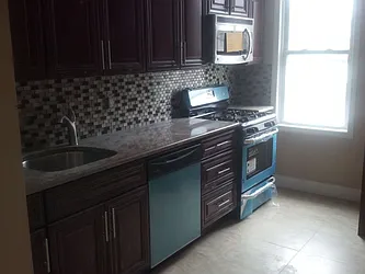 Rented by Elite NY Holdings