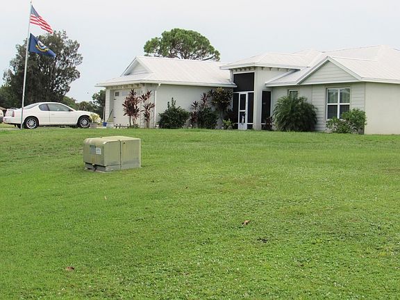 3rd image of 632 Glen Mar Cir