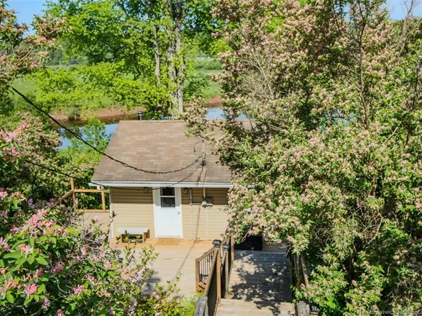 82 Porter Rd, Hampton, NB E5N 6X2