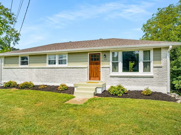 1001 N Graycroft Ave, Madison, TN 37115