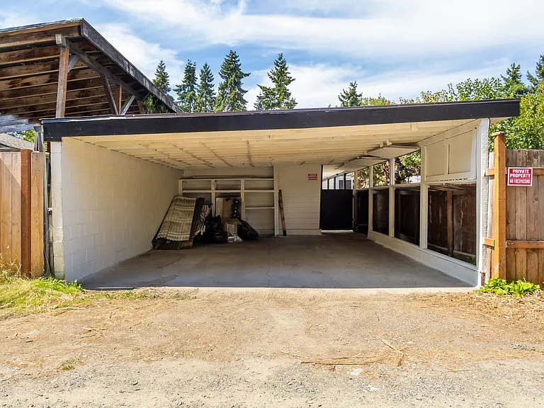 2125 N Highland St — Photo 39
