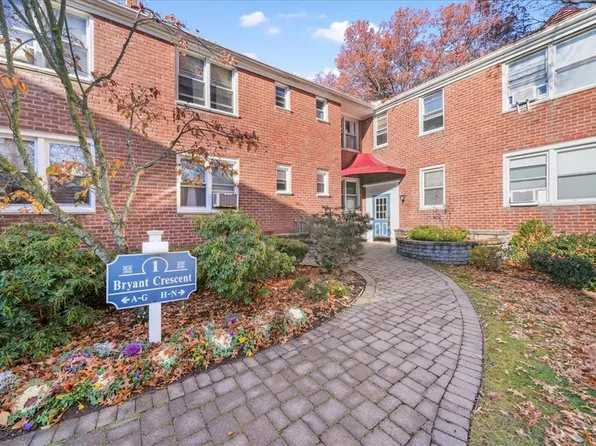 1 Bryant Crescent #1L, White Plains, NY 10605