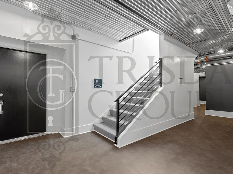 160 Southern Ave — Photo 104
