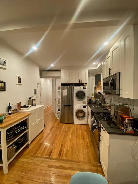 242 5th Ave #2R