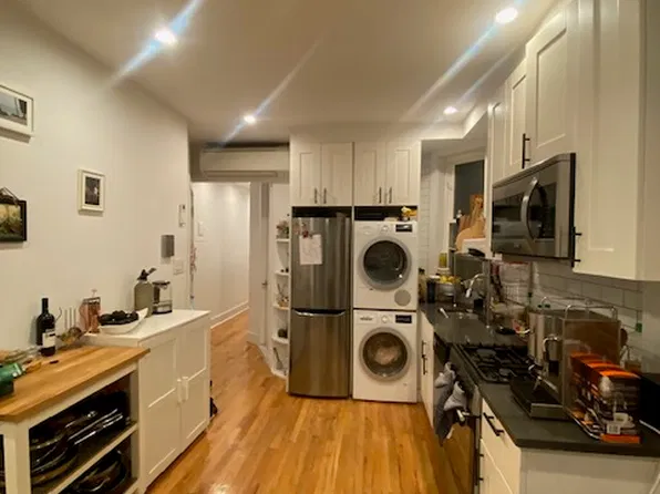242 5th Ave APT 2R, Brooklyn, NY 11215