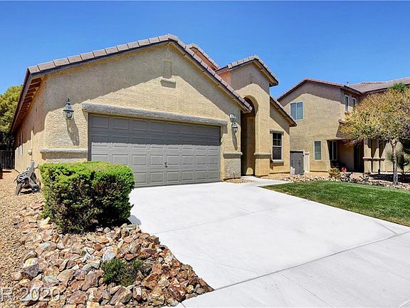 3rd image of 620 Barite Canyon Dr