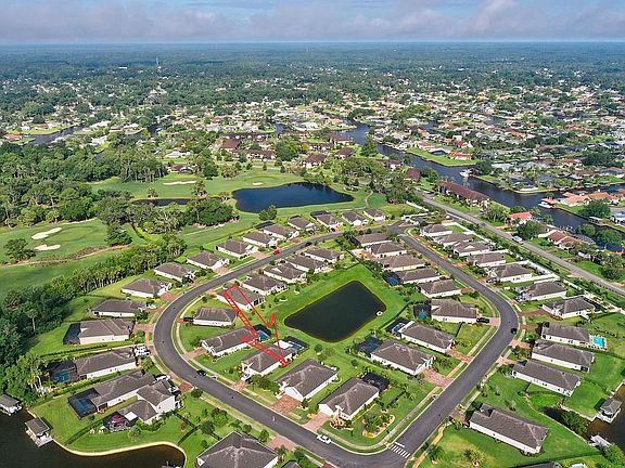 4th image of 35 Country Club Harbor Cir