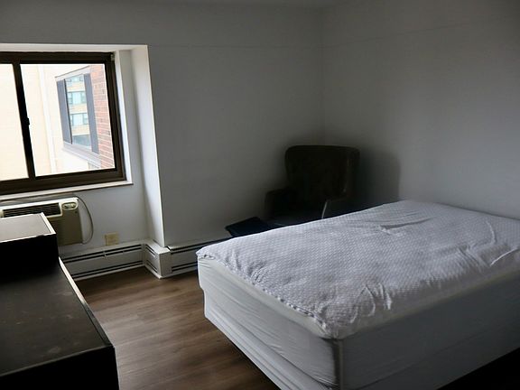 5th image of 7337 S South Shore Dr APT 708