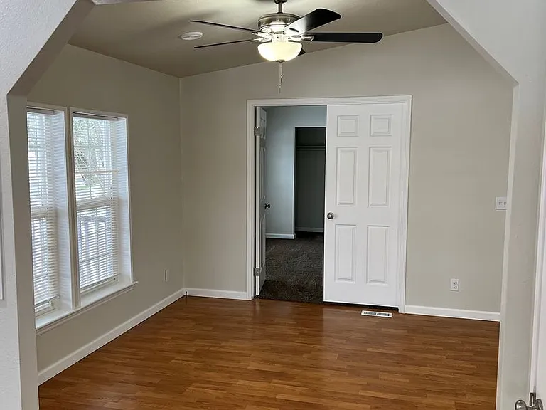 3253 W Hills Rd #B — Photo 8