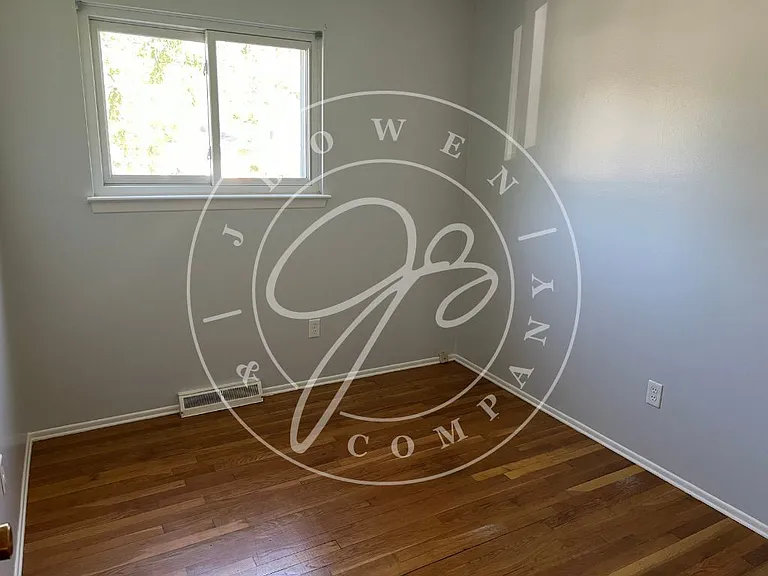 432 S Harefoote St — Photo 6