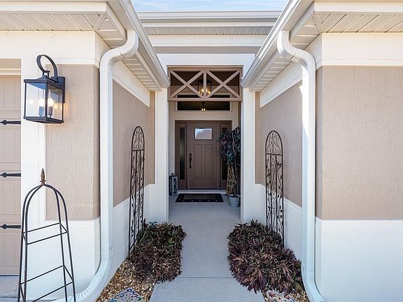 5th image of 562 James Rd