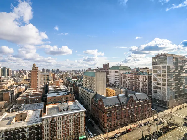 100 Claremont Avenue image 7 of 7