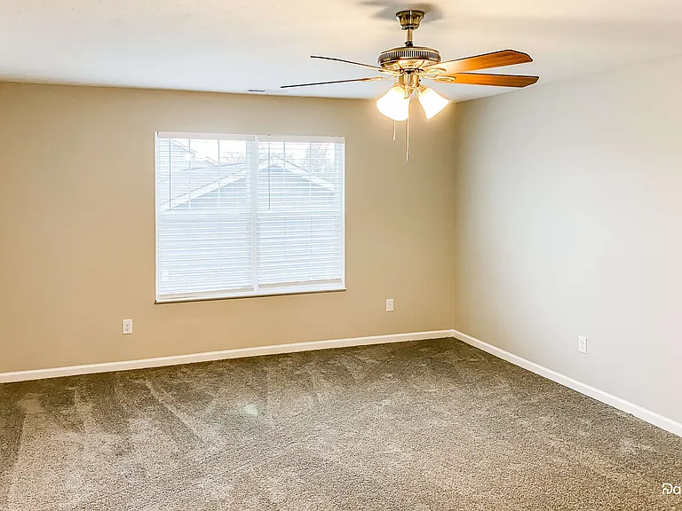 2216 Silver Spoon Dr — Photo 11