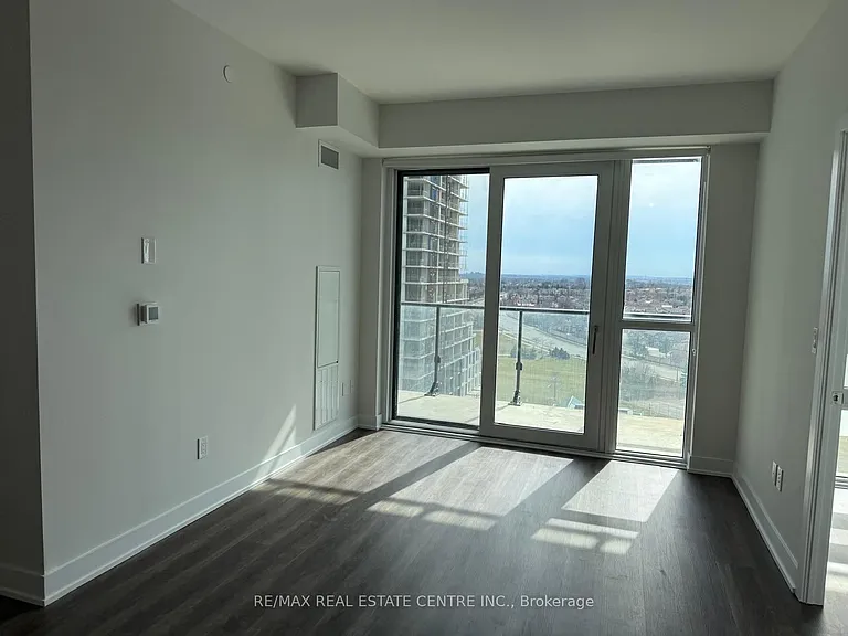 430 Square One Dr #1007 — Photo 29