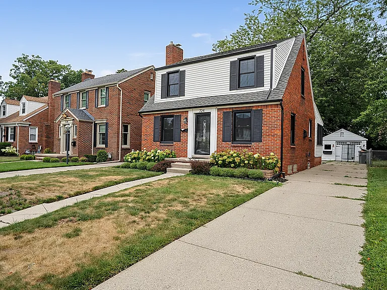 724 N Mildred St — Photo 2